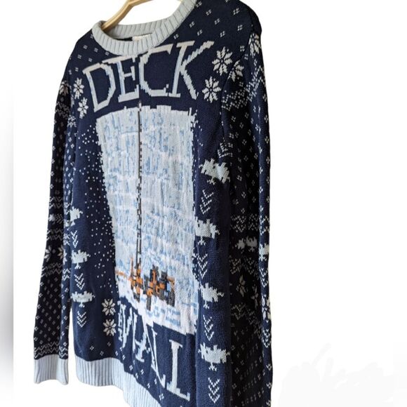 Ugly Christmas Sweater Game of Thrones Deck the Wall women's sz M‎ - Picture 3 of 8